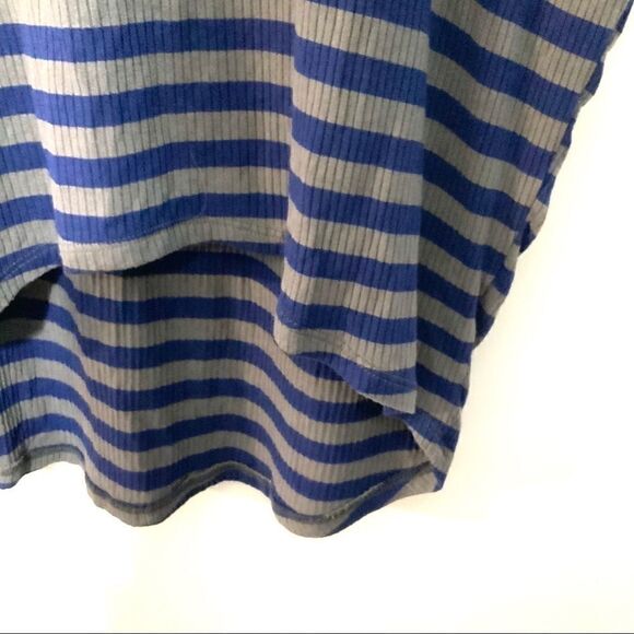 LulaRoe XS Simply Comfortable Striped ribbed - Picture 3 of 6